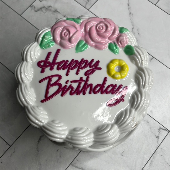 Accents Vintage Unique Teleflora Ceramic Birthday Cake Trinket Box